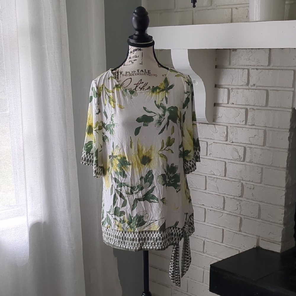 **3/$10** Chico's White Blouse with Green and Yellow Floral Print